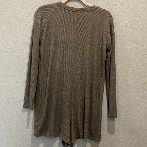 Aerie soft fleecy ribbed lounge romper - Picture 6 of 6